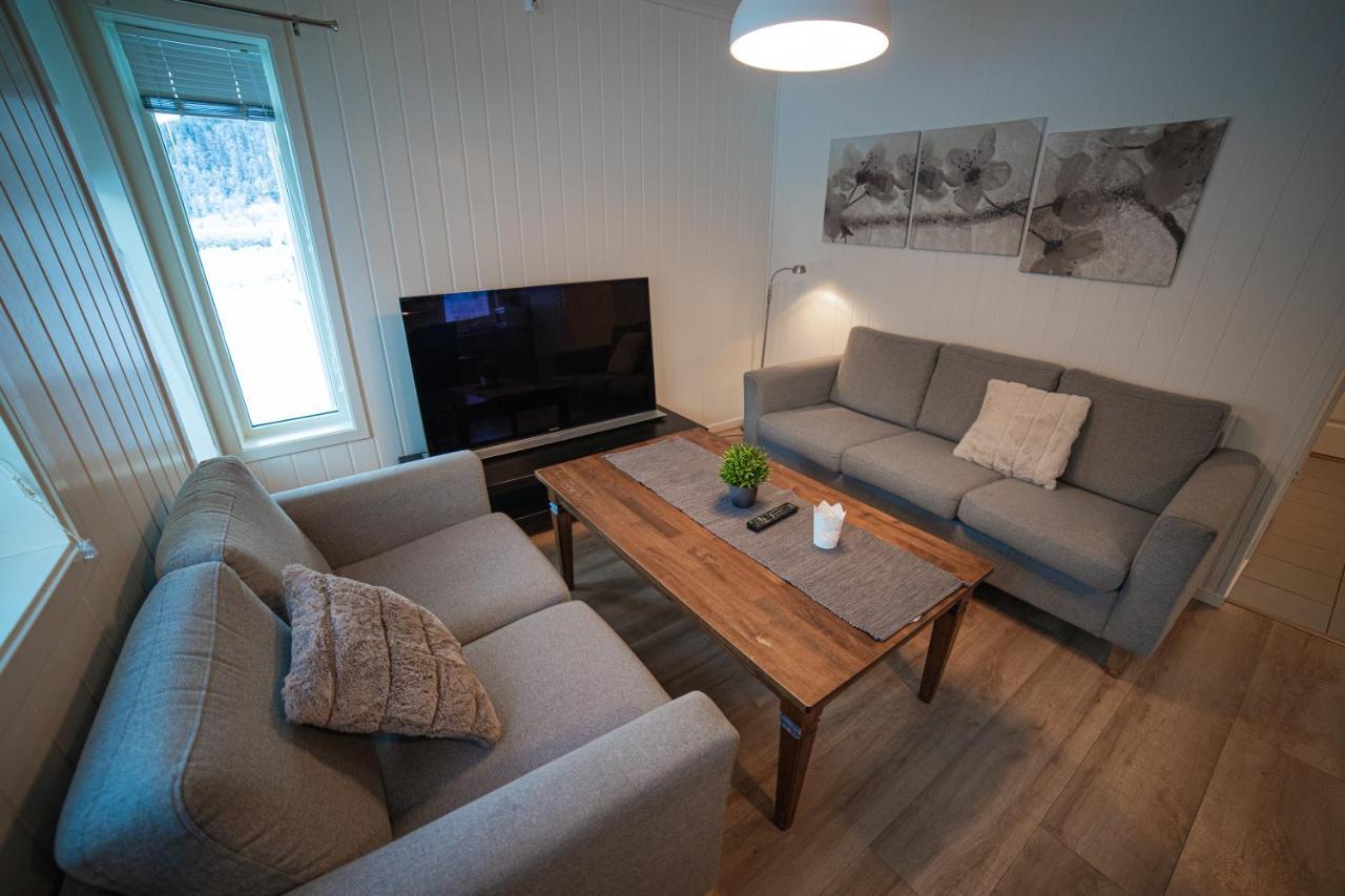 Forde Gjestehus Og Camping المظهر الخارجي الصورة