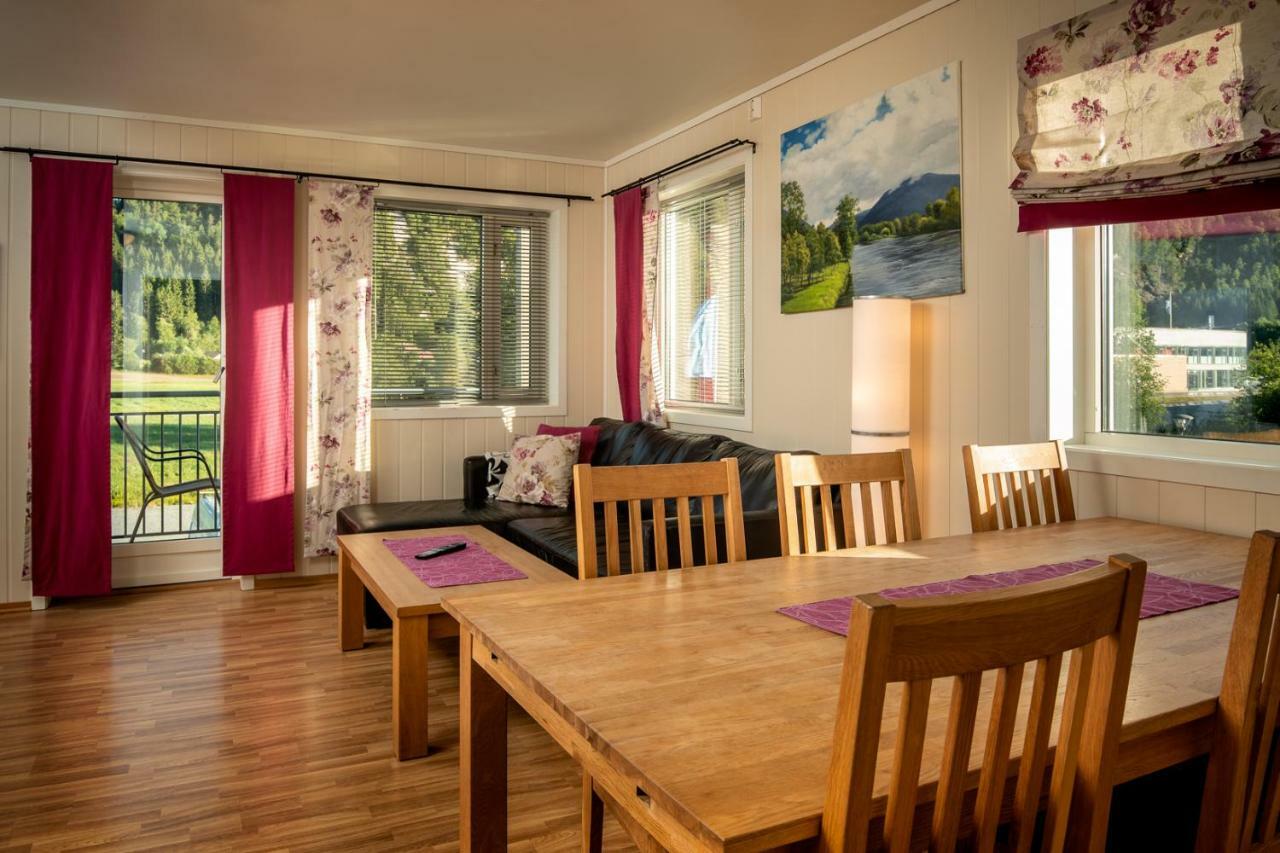 Forde Gjestehus Og Camping المظهر الخارجي الصورة